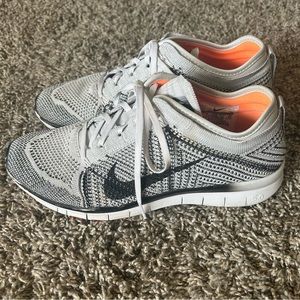 Women’s Nike TR Flyknit shoes. Size 7.